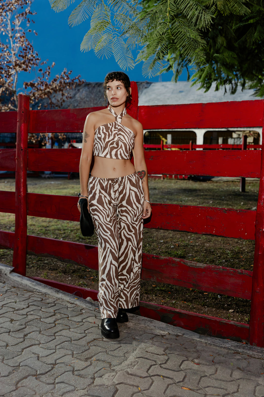TOP KNOT Zebra linen