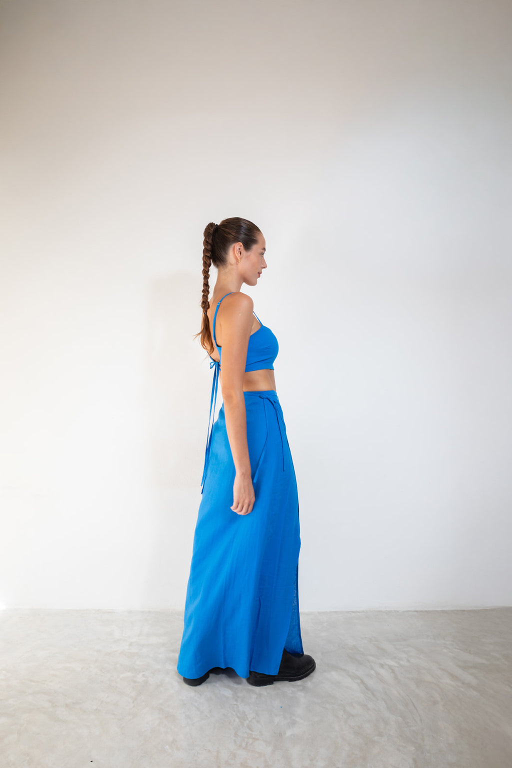 TOP NUDE Electric blue linen